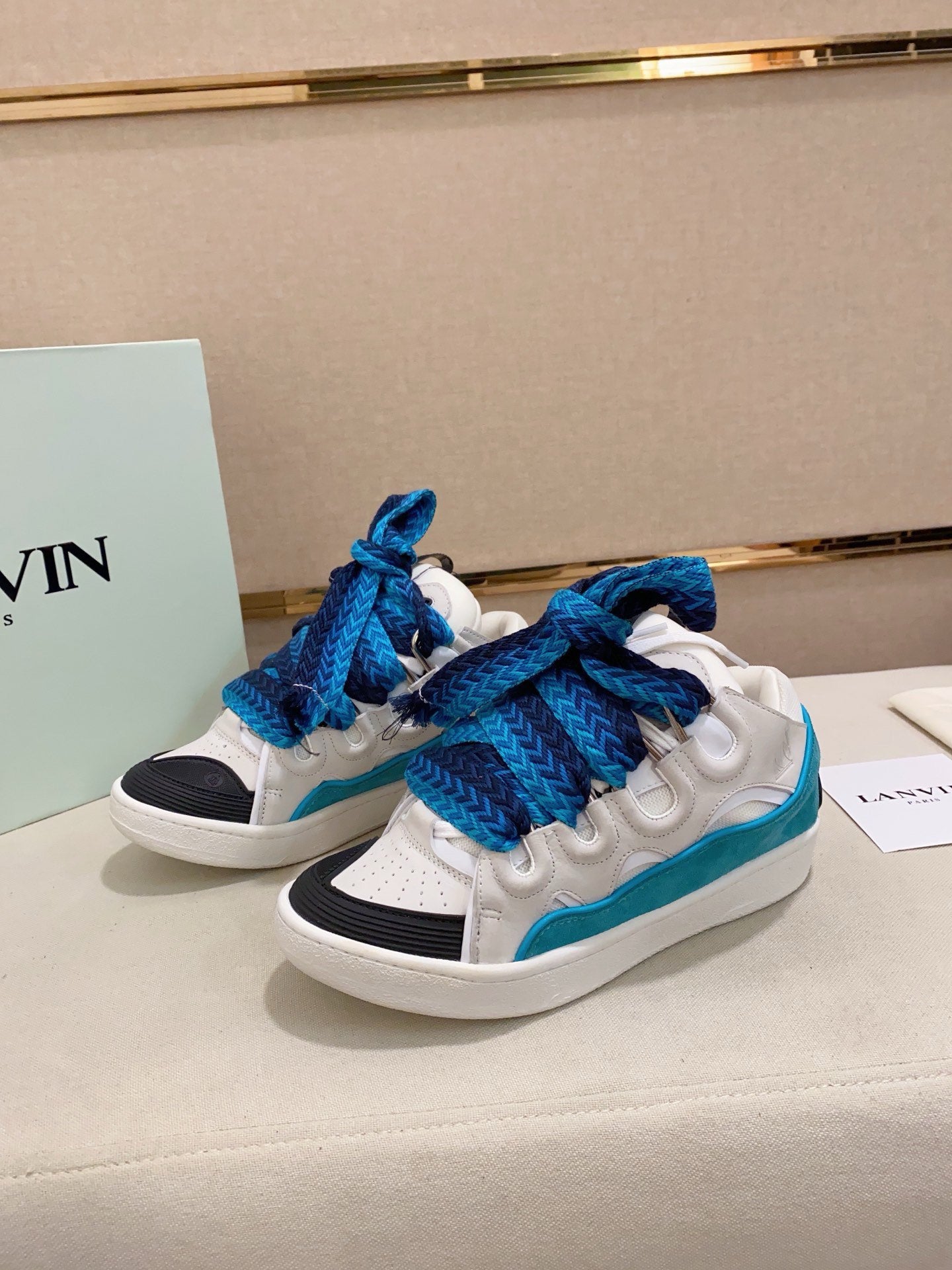 Lanvin Curb Low-top Trainers White and Blue